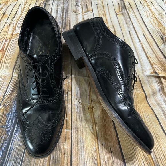 Florsheim Signature Collection Black Leather Wingtip Dress Shoes Size 10.5 D - Picture 1 of 5